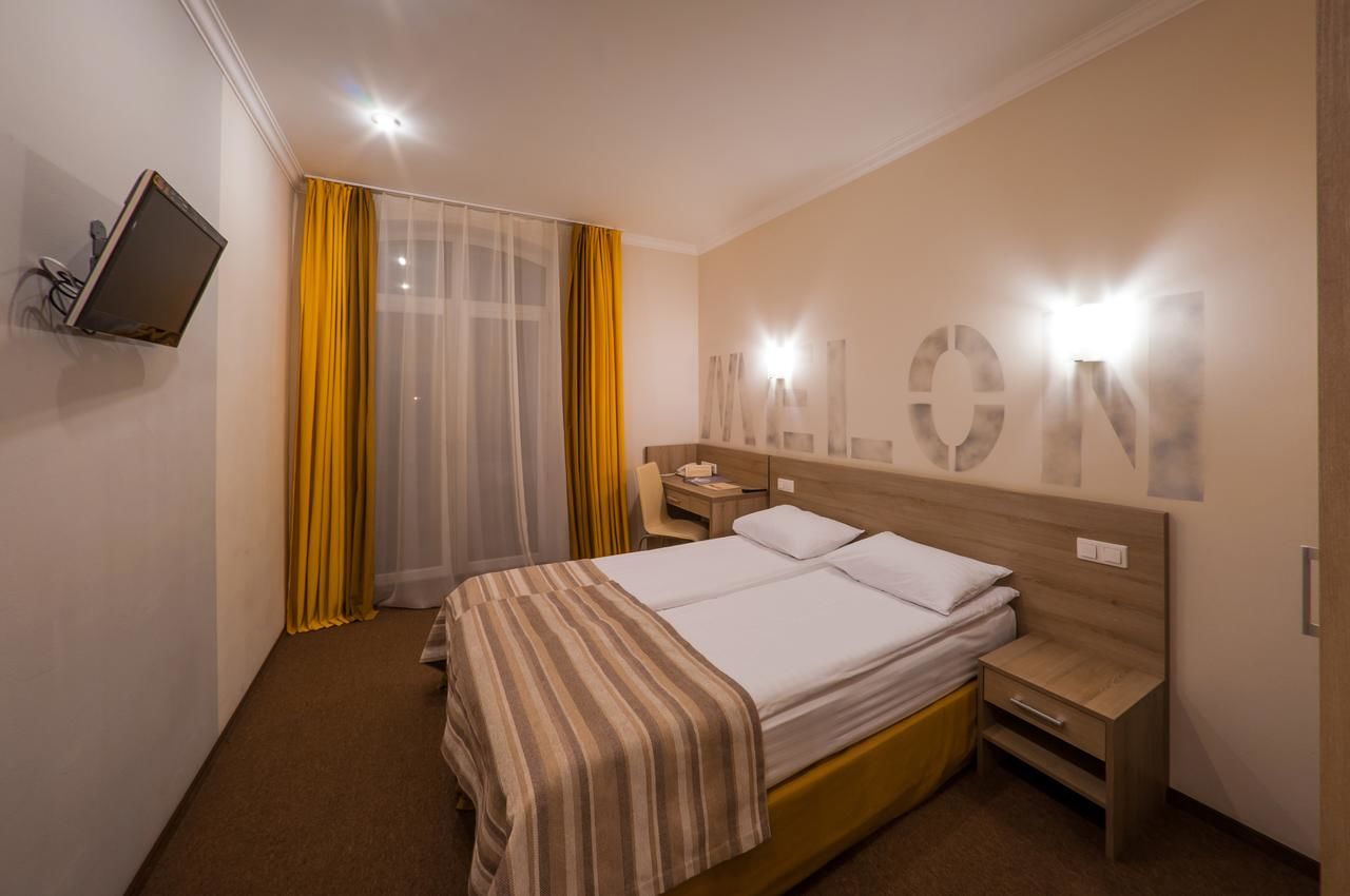 Отель Raziotel Kyiv Киев