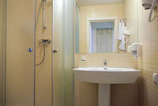 Отель Raziotel Kyiv Киев Стандартный номер-2